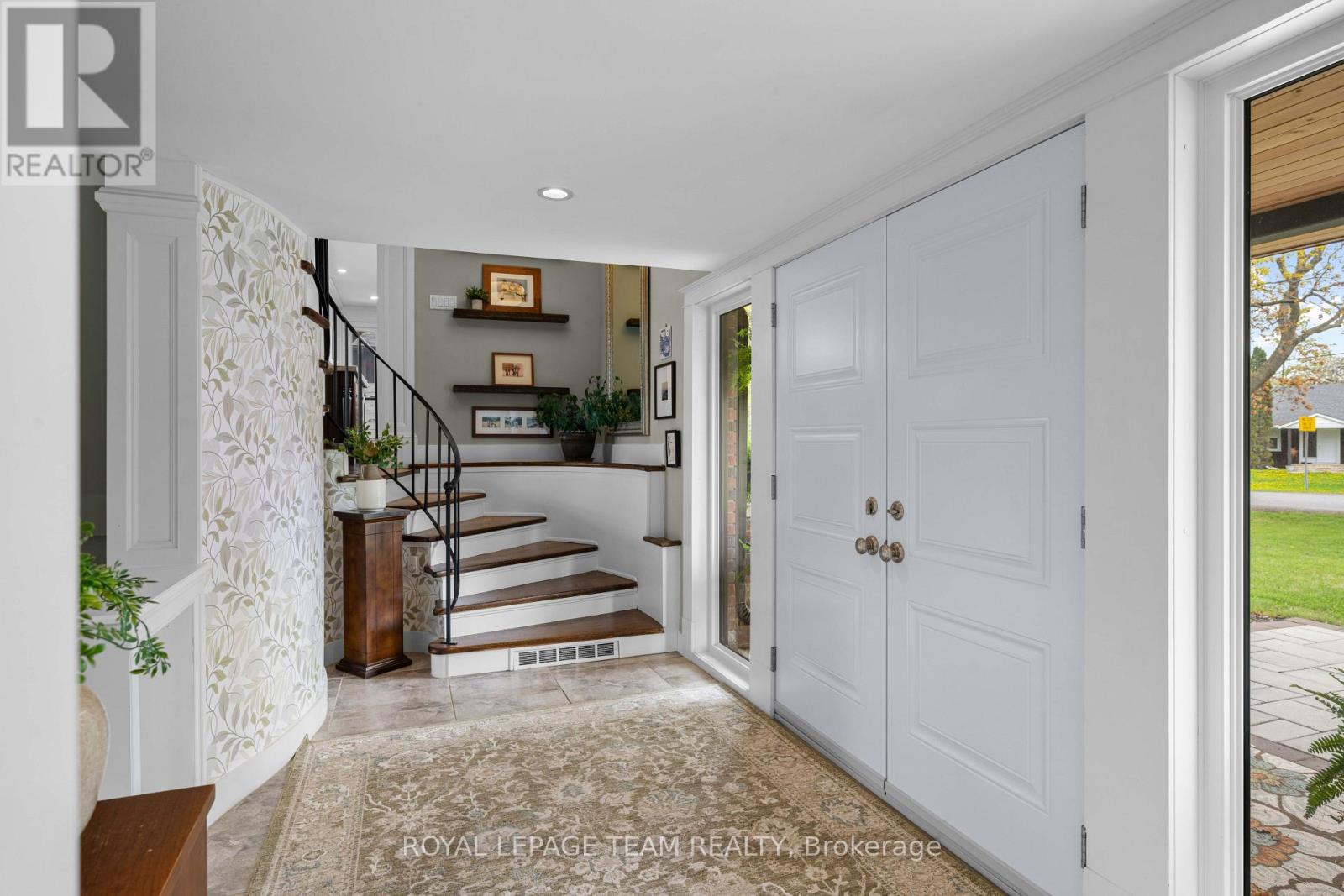 2 Lockview Road, Ottawa, Ontario  K4M 1B2 - Photo 5 - X13761606