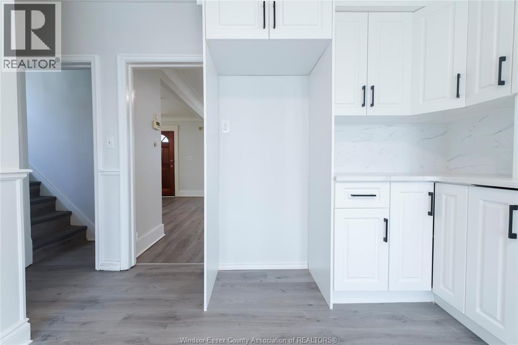 950 Elsmere, Windsor, Ontario  N9A 2A9 - Photo 11 - 26022044