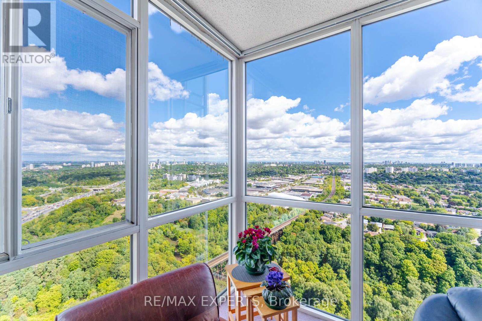 3610 - 7 Concorde Place, Toronto, Ontario  M3C 3N4 - Photo 1 - C13761394