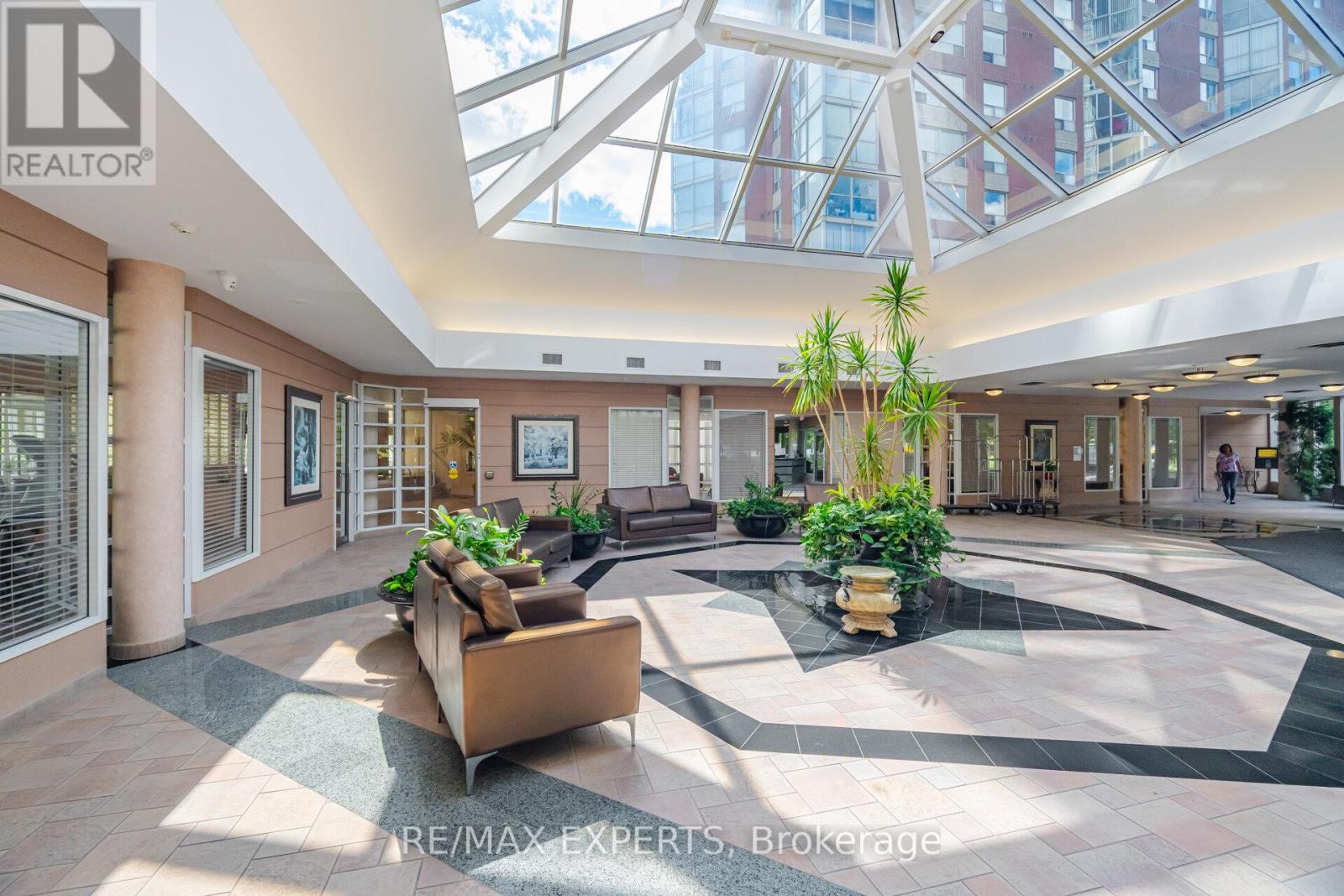 3610 - 7 Concorde Place, Toronto, Ontario  M3C 3N4 - Photo 32 - C13761394