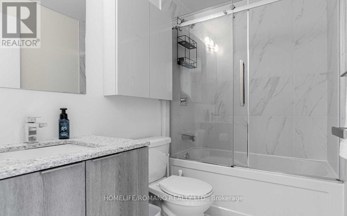 840 - 31 Tippett Road, Toronto, Ontario  M3H 0C8 - Photo 17 - C13761444