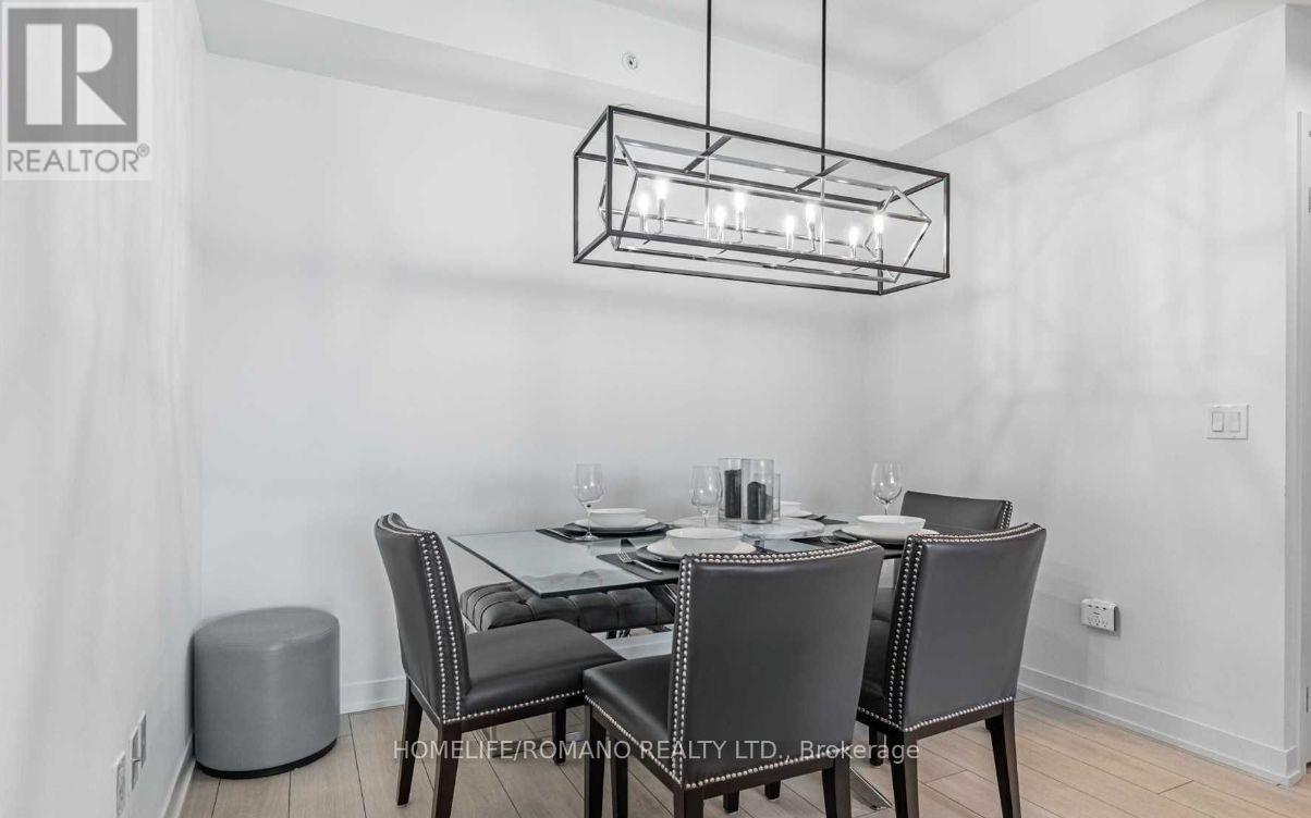840 - 31 Tippett Road, Toronto, Ontario  M3H 0C8 - Photo 9 - C13761444