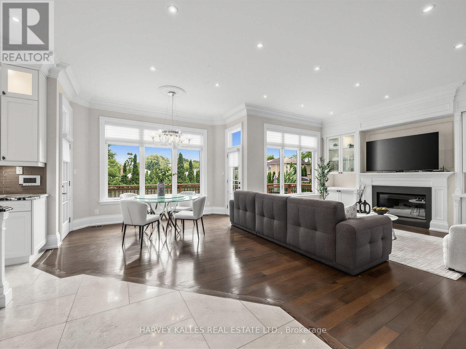 125 Bannockburn Avenue, Toronto, Ontario  M5M 2N2 - Photo 12 - C13761472