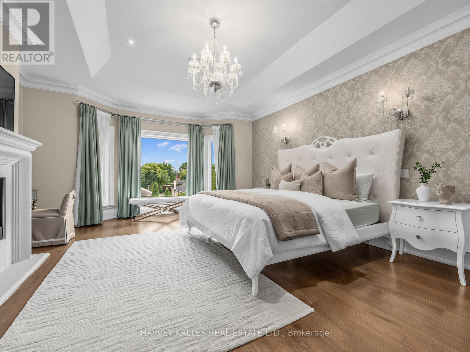 125 Bannockburn Avenue, Toronto, Ontario  M5M 2N2 - Photo 21 - C13761472