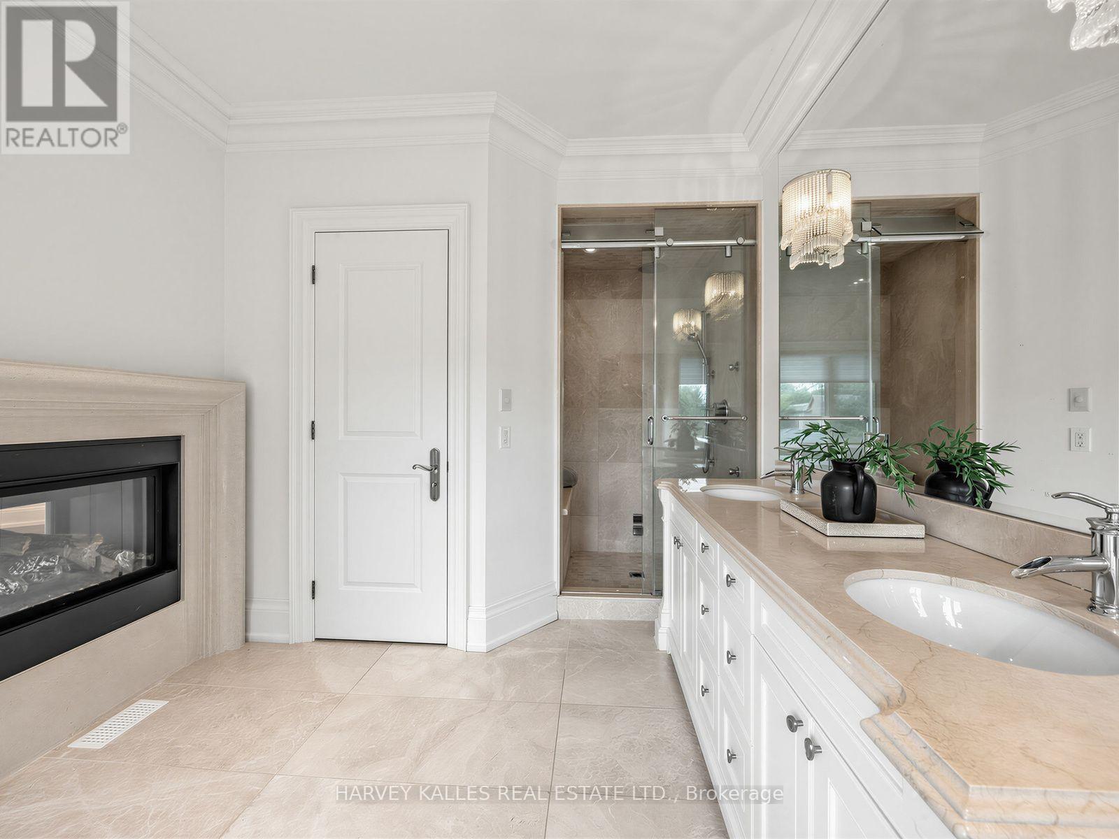 125 Bannockburn Avenue, Toronto, Ontario  M5M 2N2 - Photo 25 - C13761472