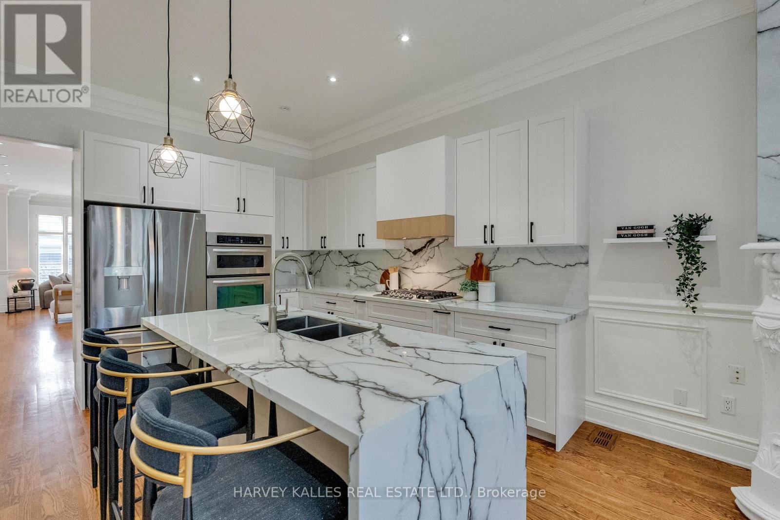 168 Roe Avenue, Toronto, Ontario  M5M 2J2 - Photo 14 - C13761500