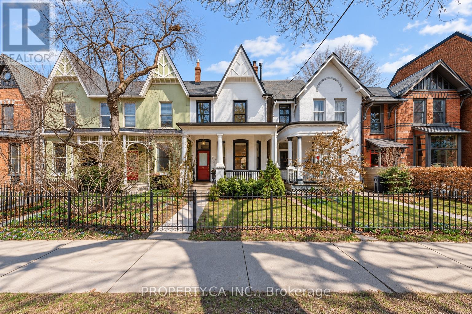 90 Willcocks Street, Toronto, Ontario  M5S 1C8 - Photo 1 - C13761506