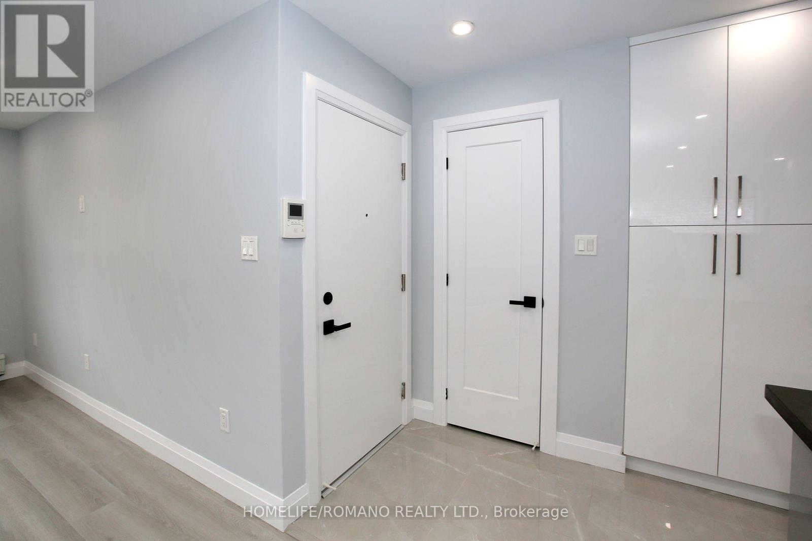 A - 177 Robina Avenue, Toronto, Ontario  M6C 3Y8 - Photo 3 - C13761536