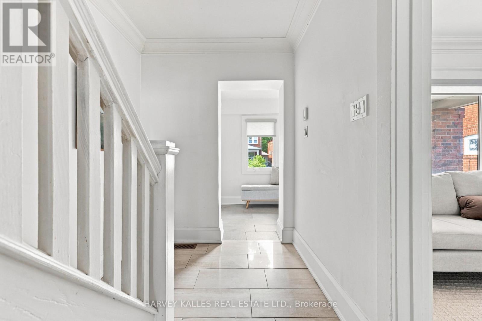 143 Forman Avenue, Toronto, Ontario  M4S 2R9 - Photo 19 - C13761632