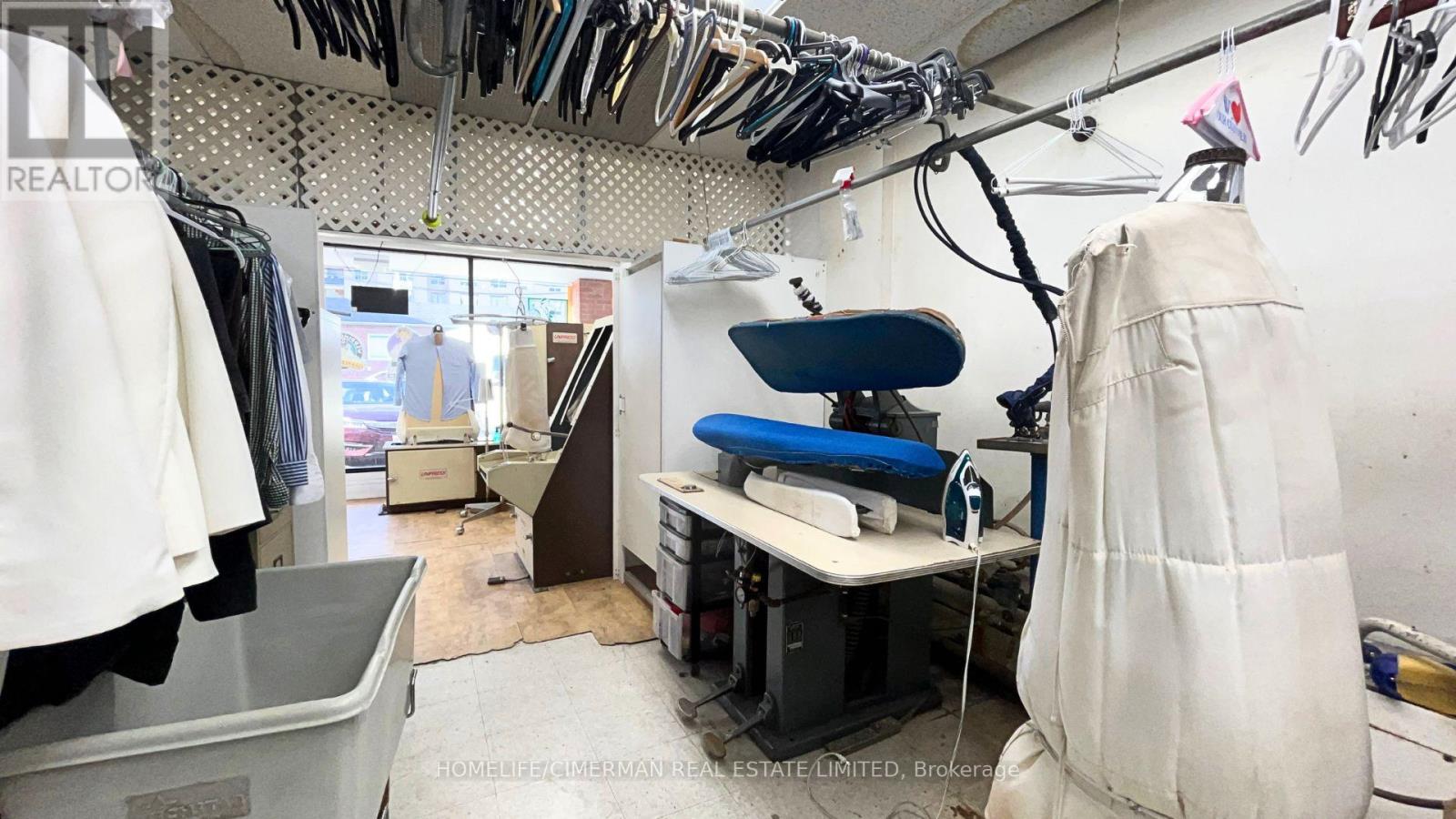 13 Drewry Avenue, Toronto, Ontario  M2M 1C9 - Photo 8 - C13761640