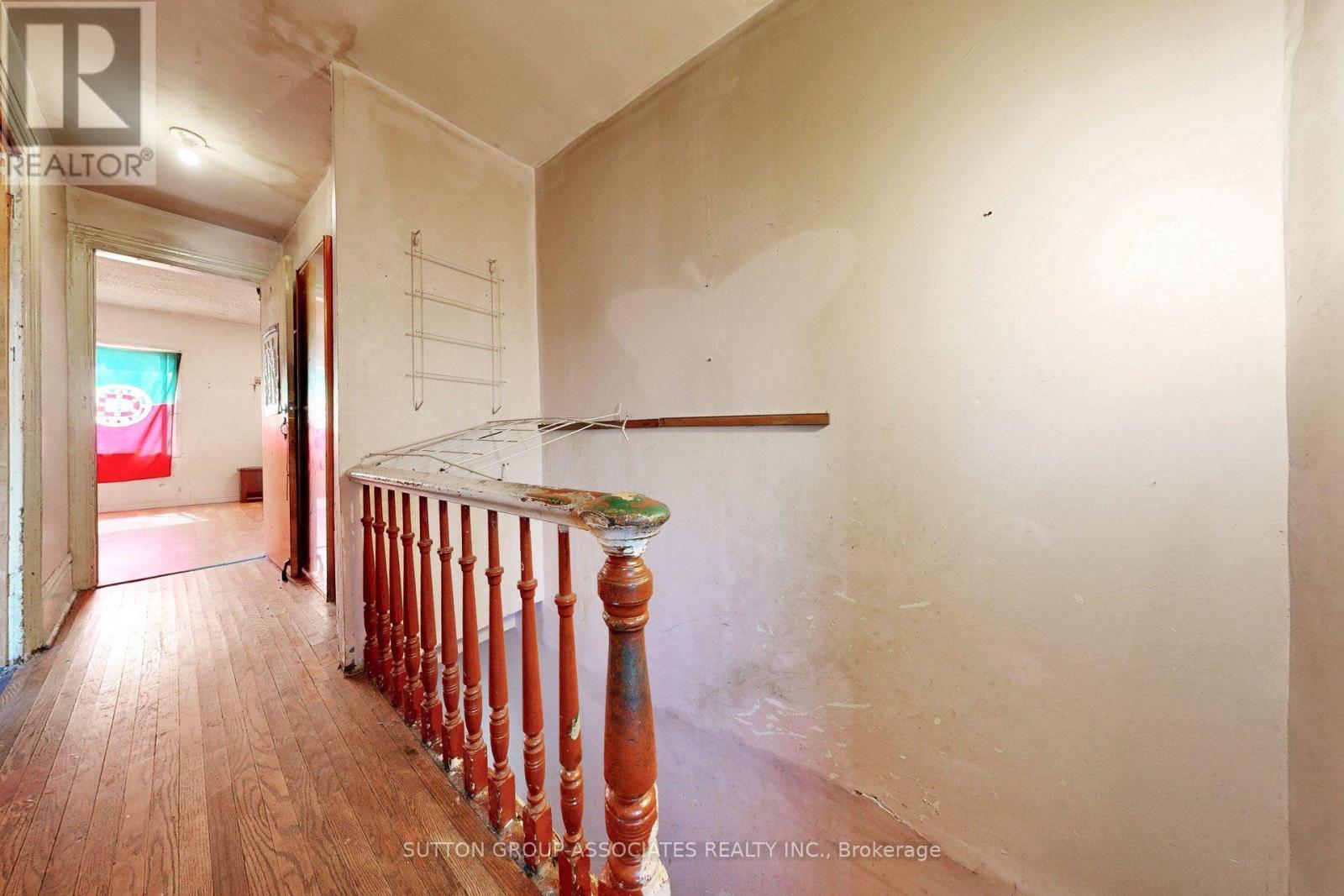18 1/2 Bellevue Avenue, Toronto, Ontario  M5T 2N4 - Photo 13 - C13761660