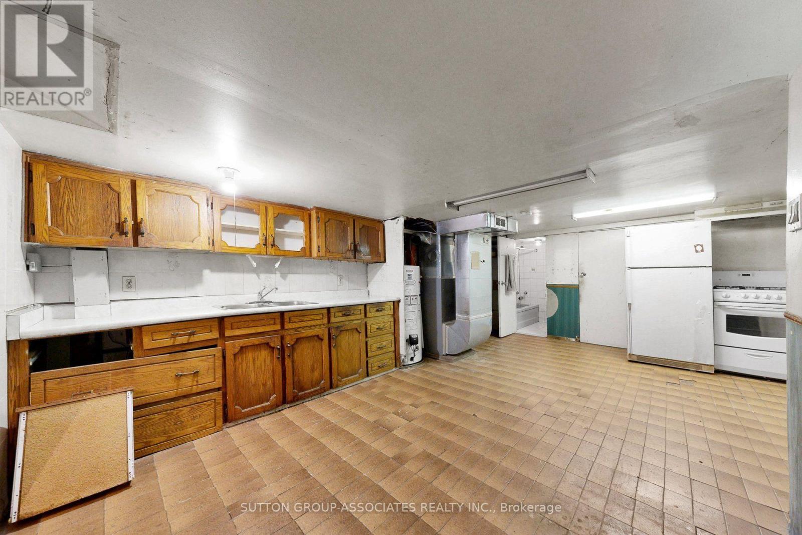18 1/2 Bellevue Avenue, Toronto, Ontario  M5T 2N4 - Photo 22 - C13761660