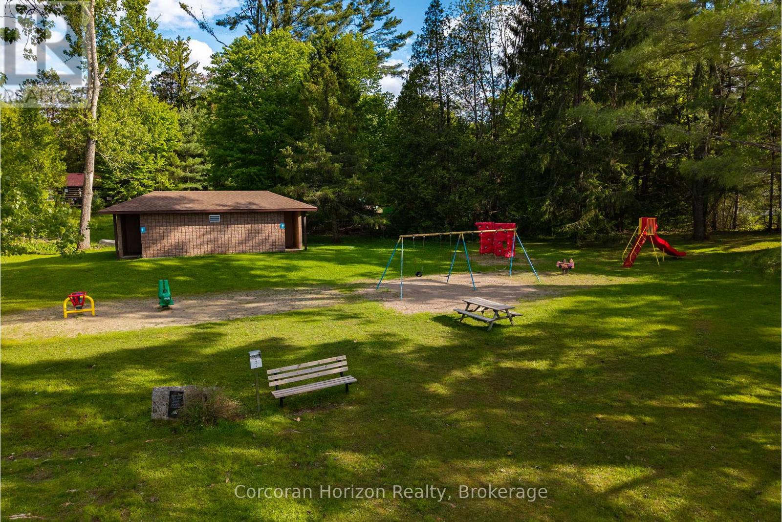 1020 Ridge Road, Muskoka Lakes, Ontario  P0C 1M0 - Photo 45 - X13761338