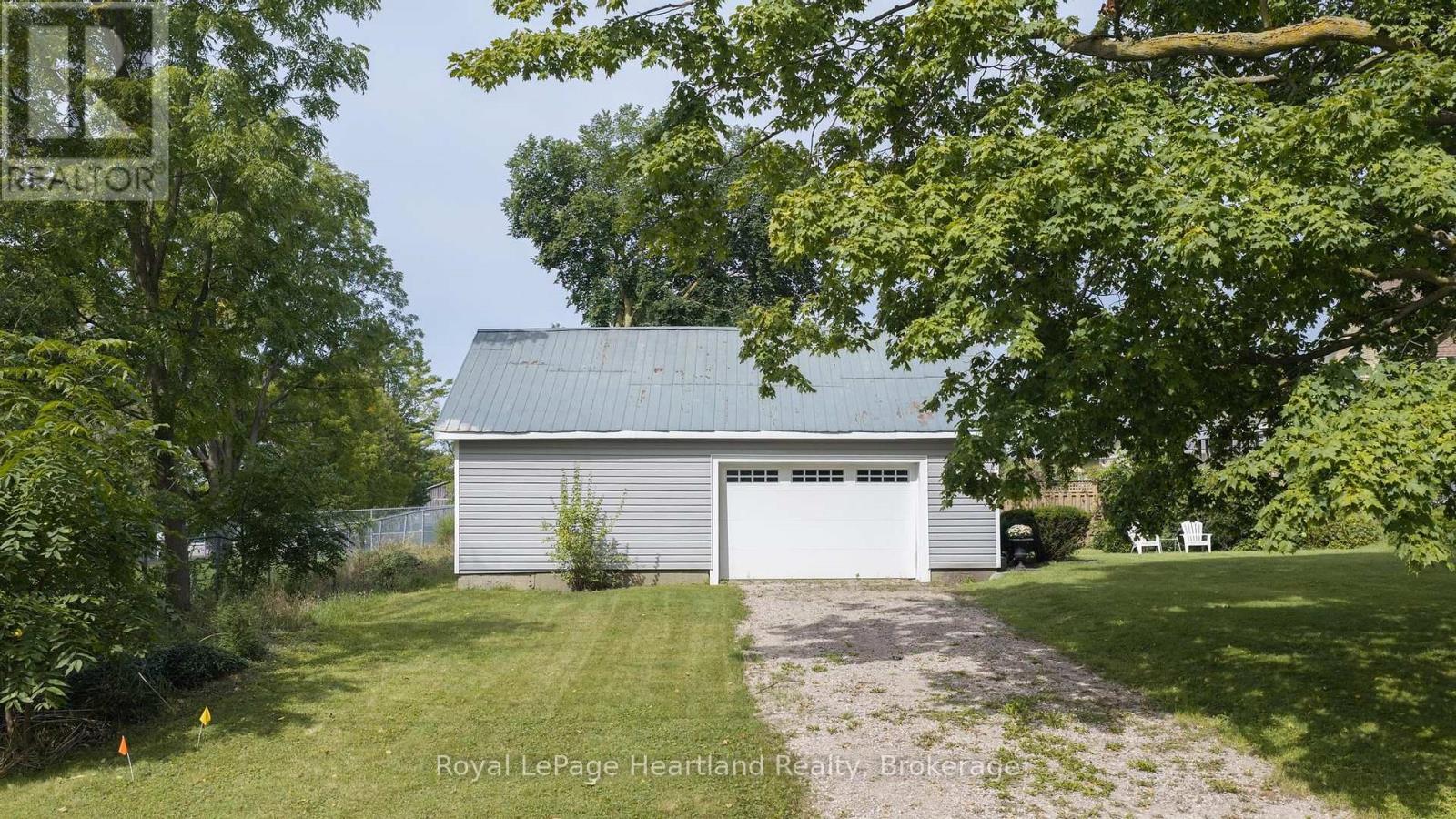 409 Gypsy Lane, North Huron, Ontario  N0M 1H0 - Photo 33 - X13761418