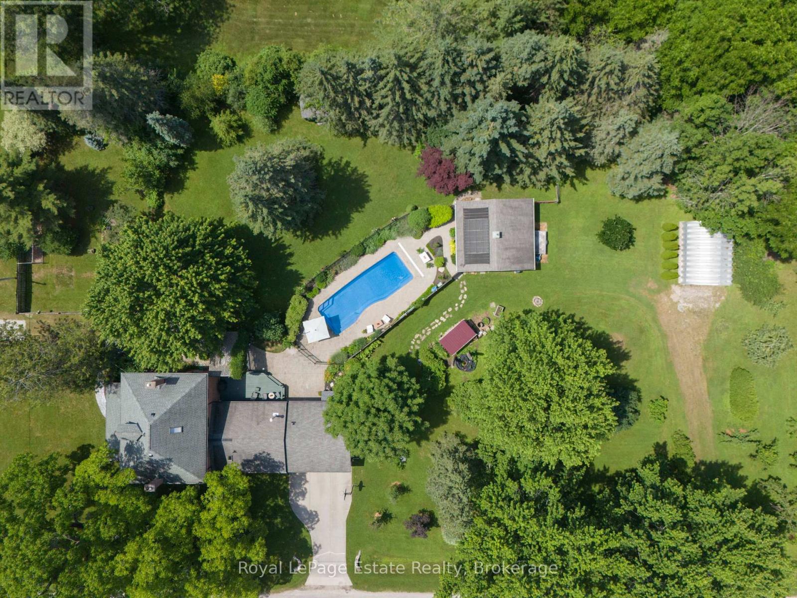104 Carney Street, Georgian Bluffs, Ontario  N4K 6V5 - Photo 2 - X13761584