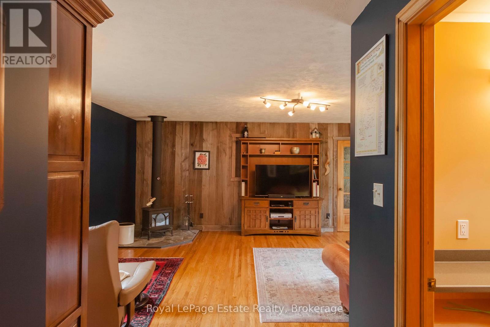 104 Carney Street, Georgian Bluffs, Ontario  N4K 6V5 - Photo 21 - X13761584