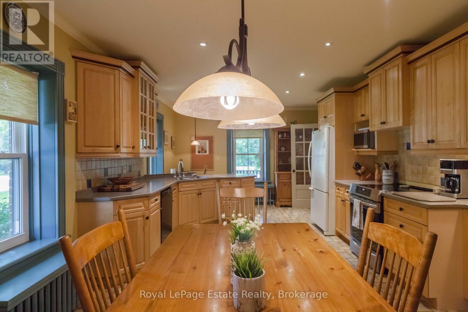 104 Carney Street, Georgian Bluffs, Ontario  N4K 6V5 - Photo 30 - X13761584