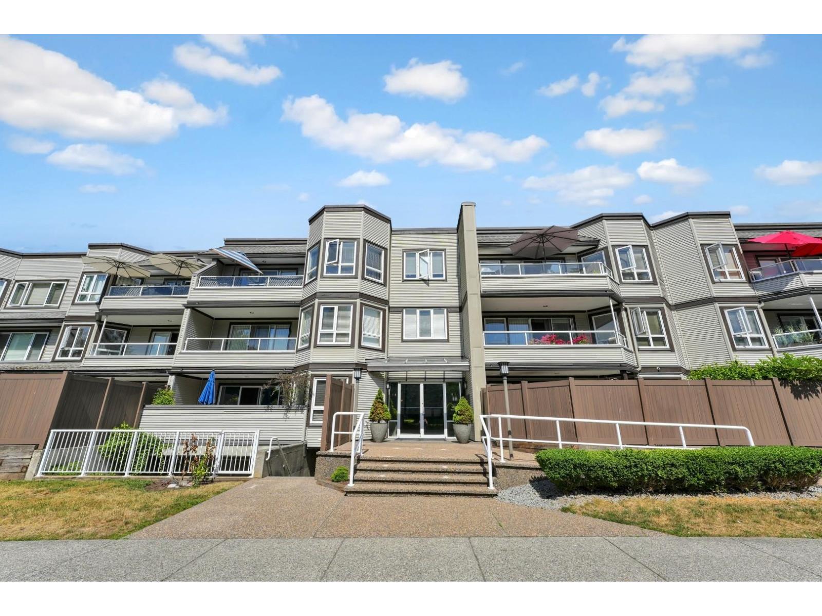 111 1840 E Southmere Crescent, Surrey, British Columbia  V4A 9C5 - Photo 1 - R3163206