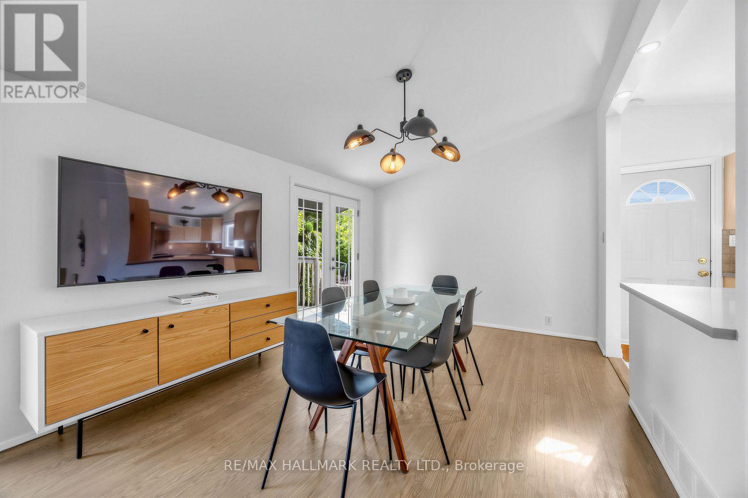 34 Dorcot Avenue, Toronto, Ontario  M1P 3K2 - Photo 12 - E13761390