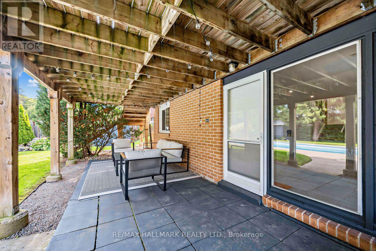 34 Dorcot Avenue, Toronto, Ontario  M1P 3K2 - Photo 30 - E13761390