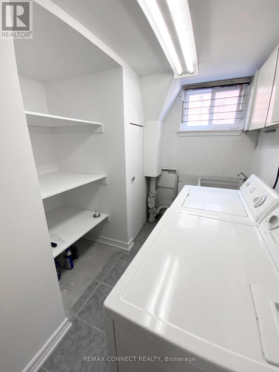 Bsmt - Bdrm A - 2 Kellyvale Road, Toronto, Ontario  M1R 3M3 - Photo 13 - E13761400