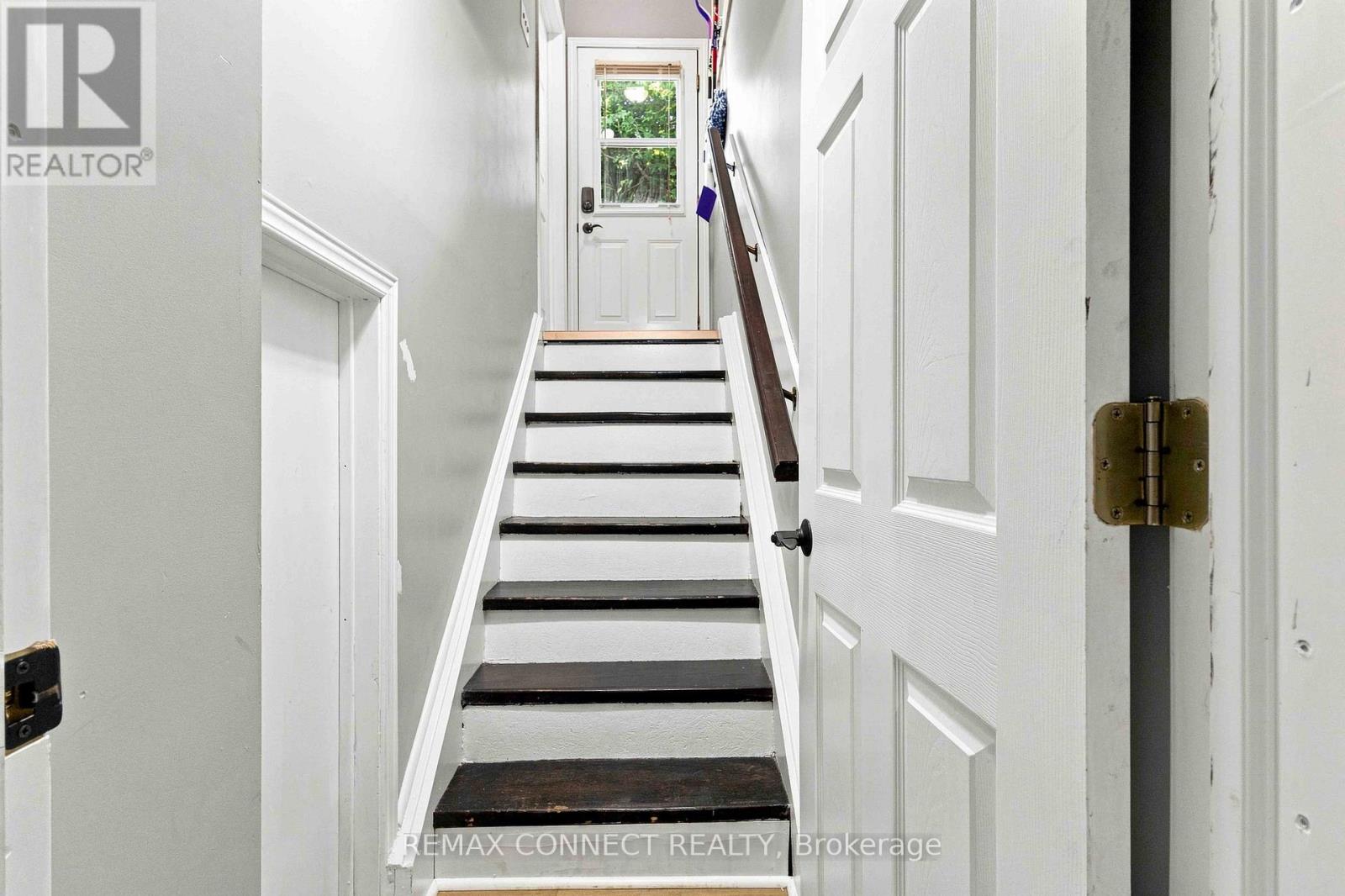 31 Roser Crescent, Clarington, Ontario  L1C 3N7 - Photo 26 - E13761410