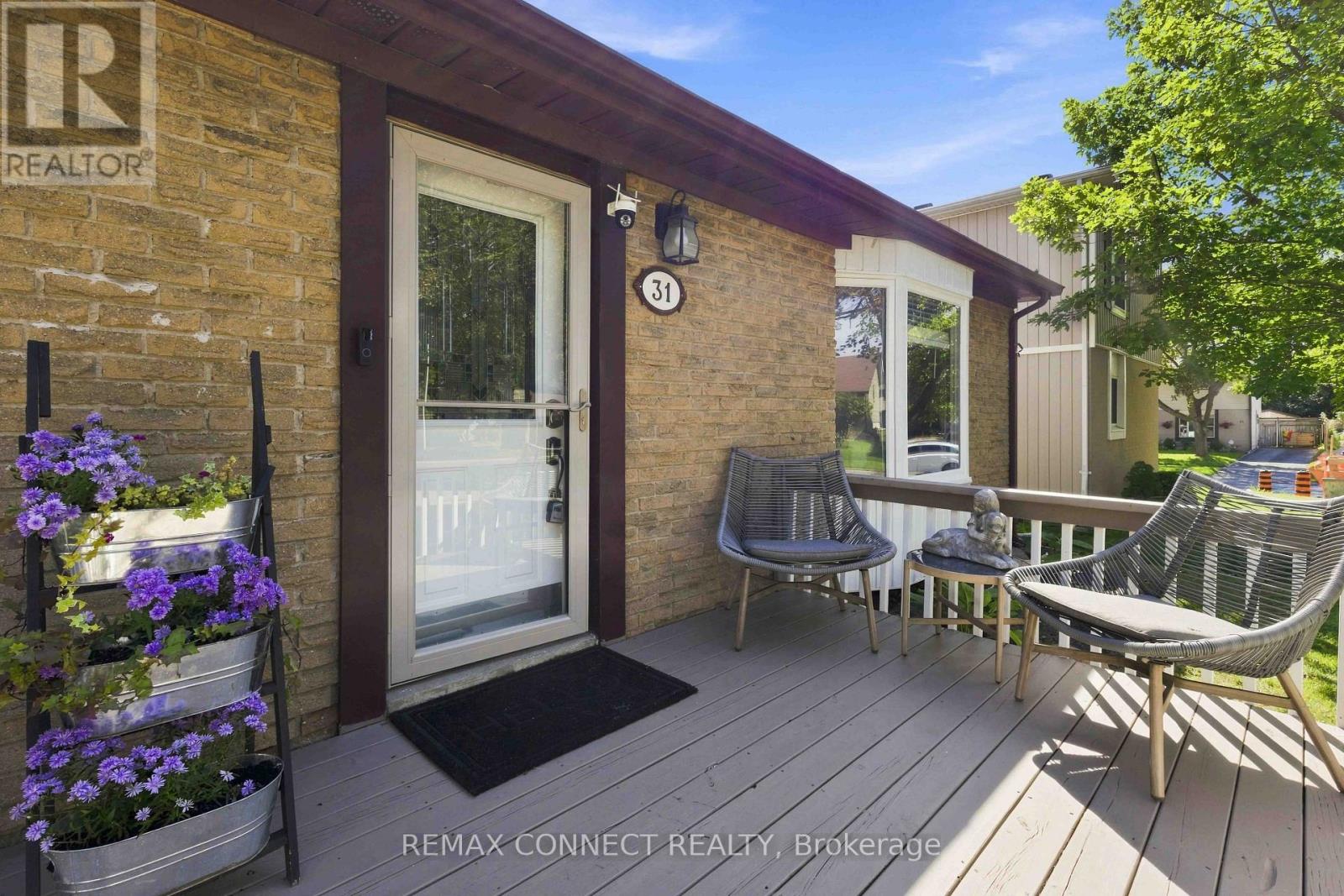 31 Roser Crescent, Clarington, Ontario  L1C 3N7 - Photo 3 - E13761410