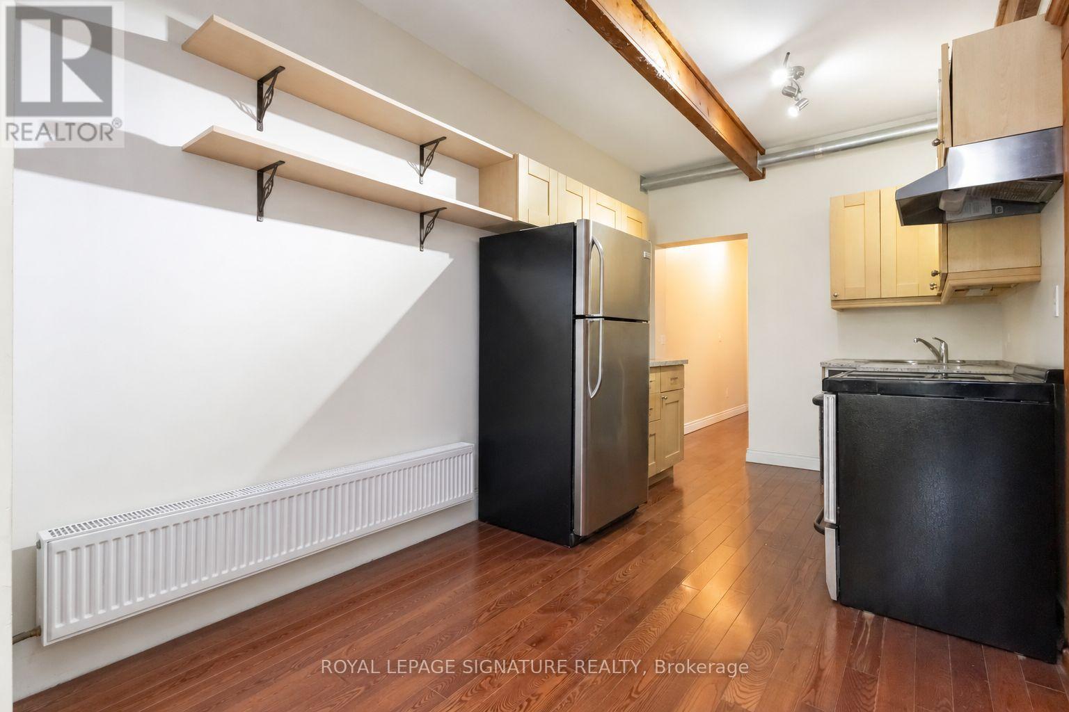 Main - 22 Curzon Street E, Toronto, Ontario  M4M 3B4 - Photo 14 - E13761428