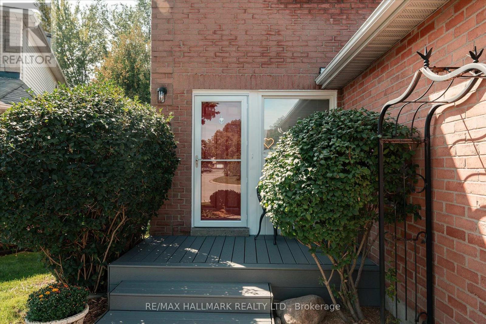 72 Tams Drive, Ajax, Ontario  L1Z 1A5 - Photo 7 - E13761618