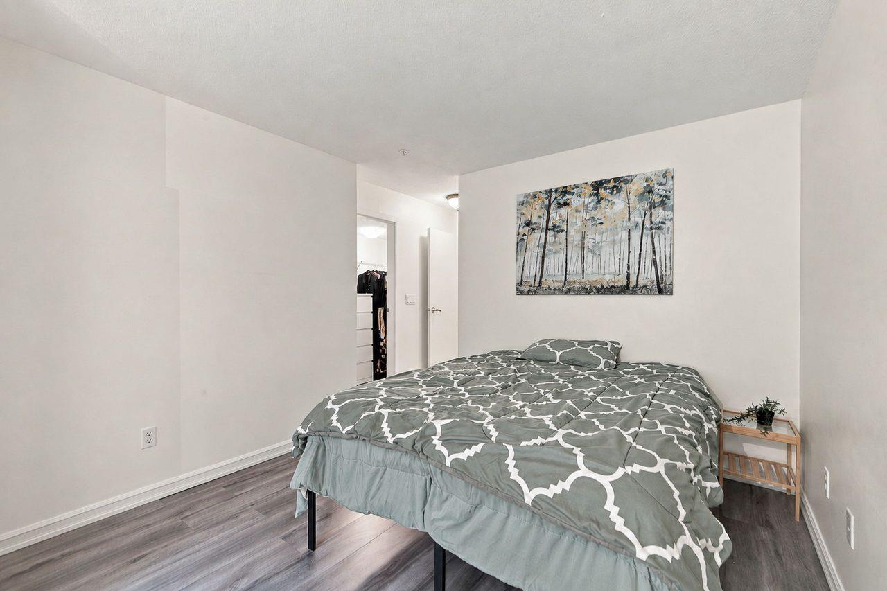 212 10088 148th Street, Surrey, British Columbia  V3R 3M9 - Photo 11 - R3163233