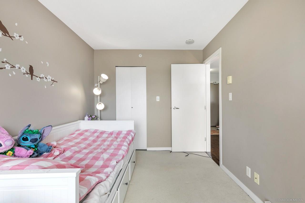 910 13618 100 Avenue, Surrey, British Columbia  V3T 0A8 - Photo 2 - R3163236