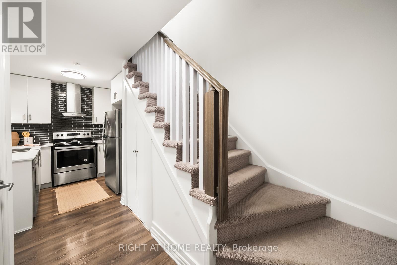 17 - 85 Eastwood Park Gardens, Toronto, Ontario M8W 0B9 - Photo 19 - W13751812
