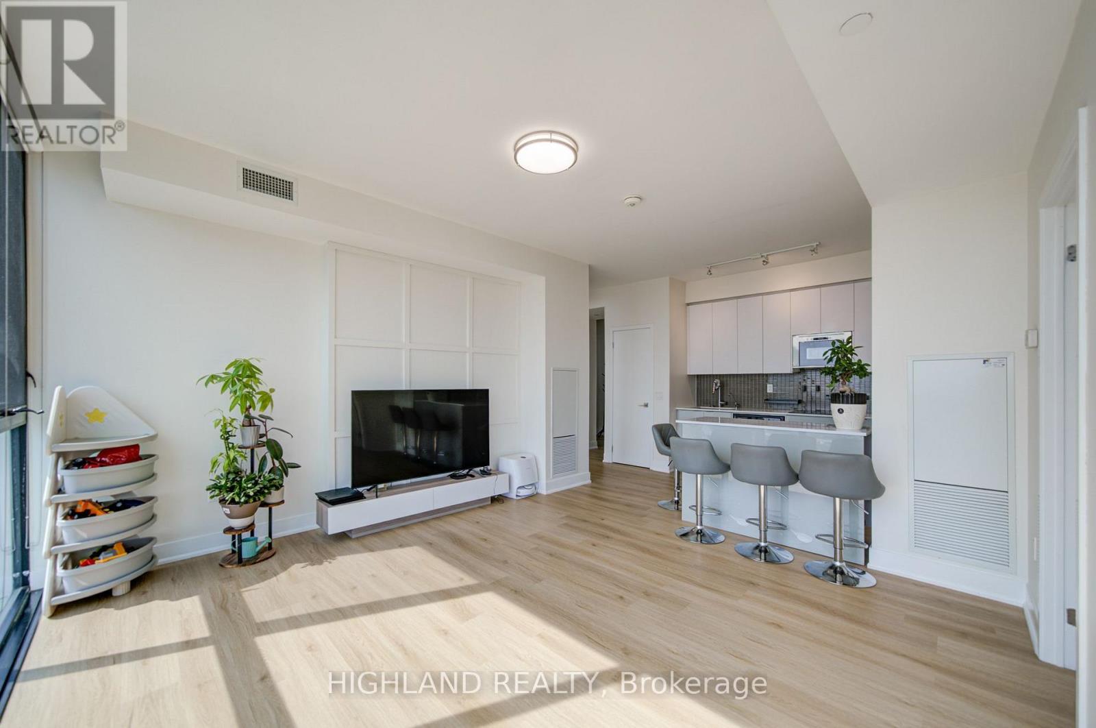 3602 - 2916 Highway 7, Vaughan, Ontario  L4K 0K6 - Photo 7 - N13761548