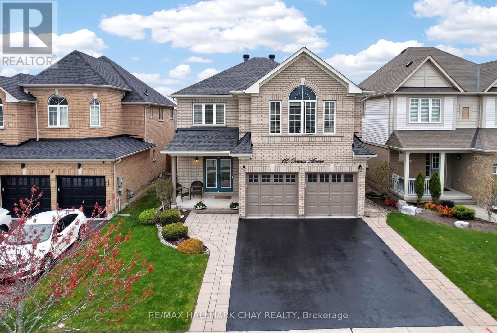 12 ORLEANS AVENUE, Barrie, Ontario