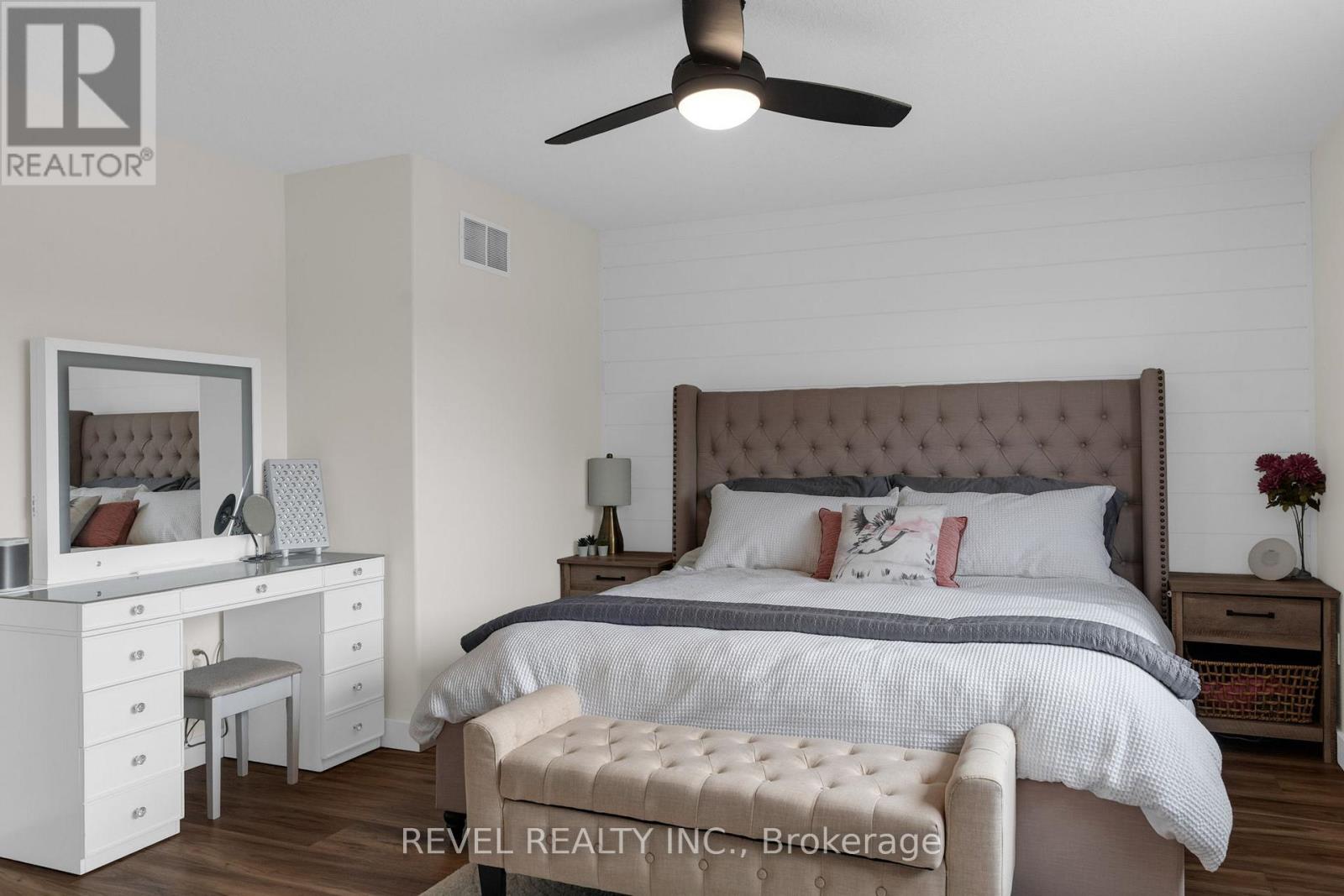 44 Graihawk Drive, Barrie (Ardagh), Ontario  L4N 6G7 - Photo 25 - S13761378