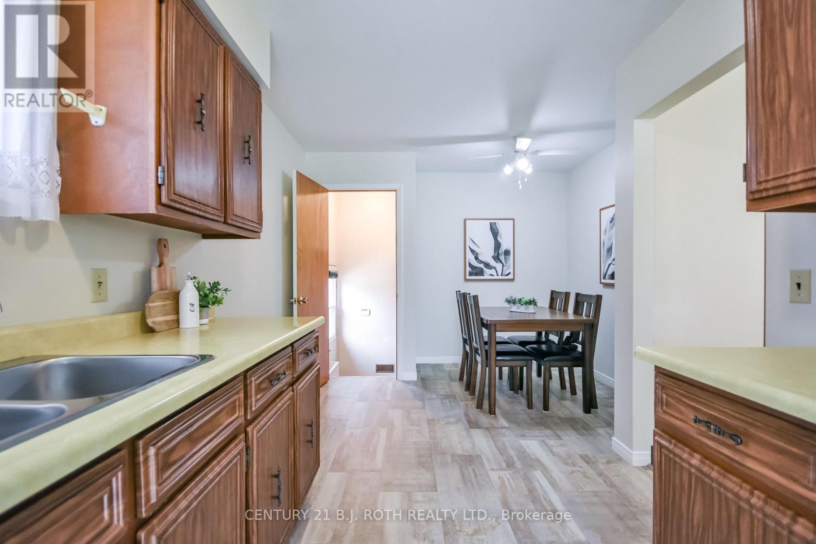 380 Mary Street, Orillia, Ontario L3V 3G3 - Photo 10 - S13761534