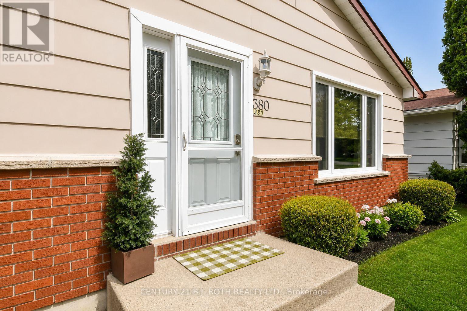 380 Mary Street, Orillia, Ontario L3V 3G3 - Photo 2 - S13761534