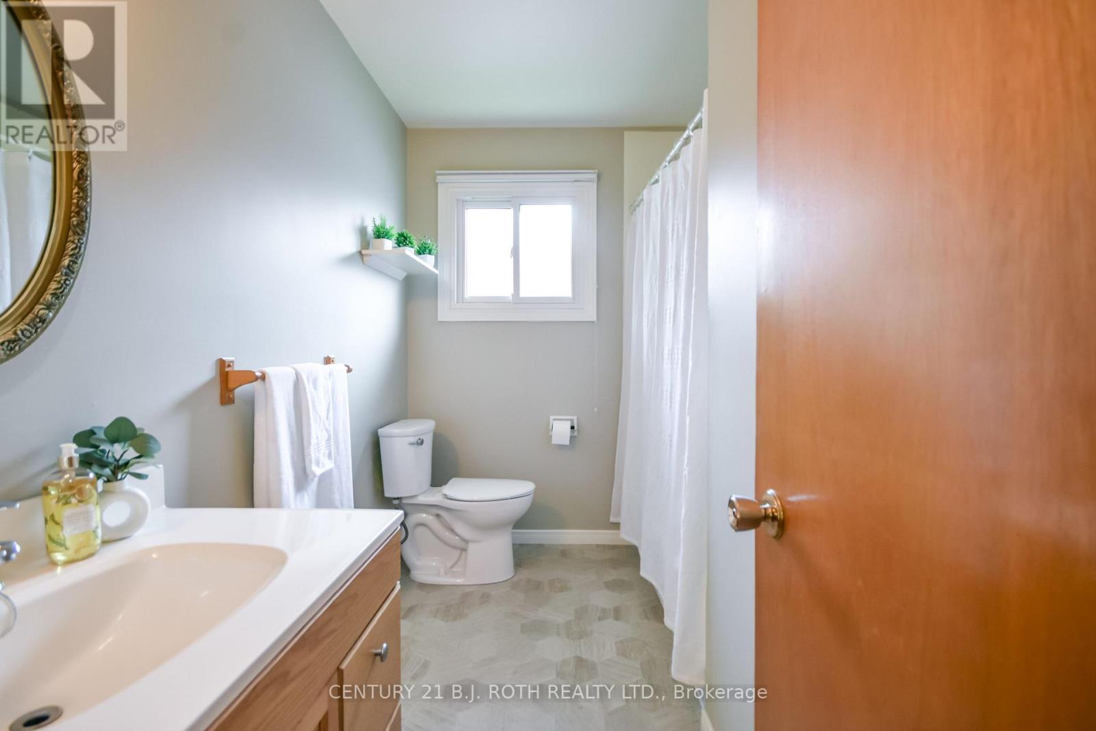380 Mary Street, Orillia, Ontario L3V 3G3 - Photo 21 - S13761534