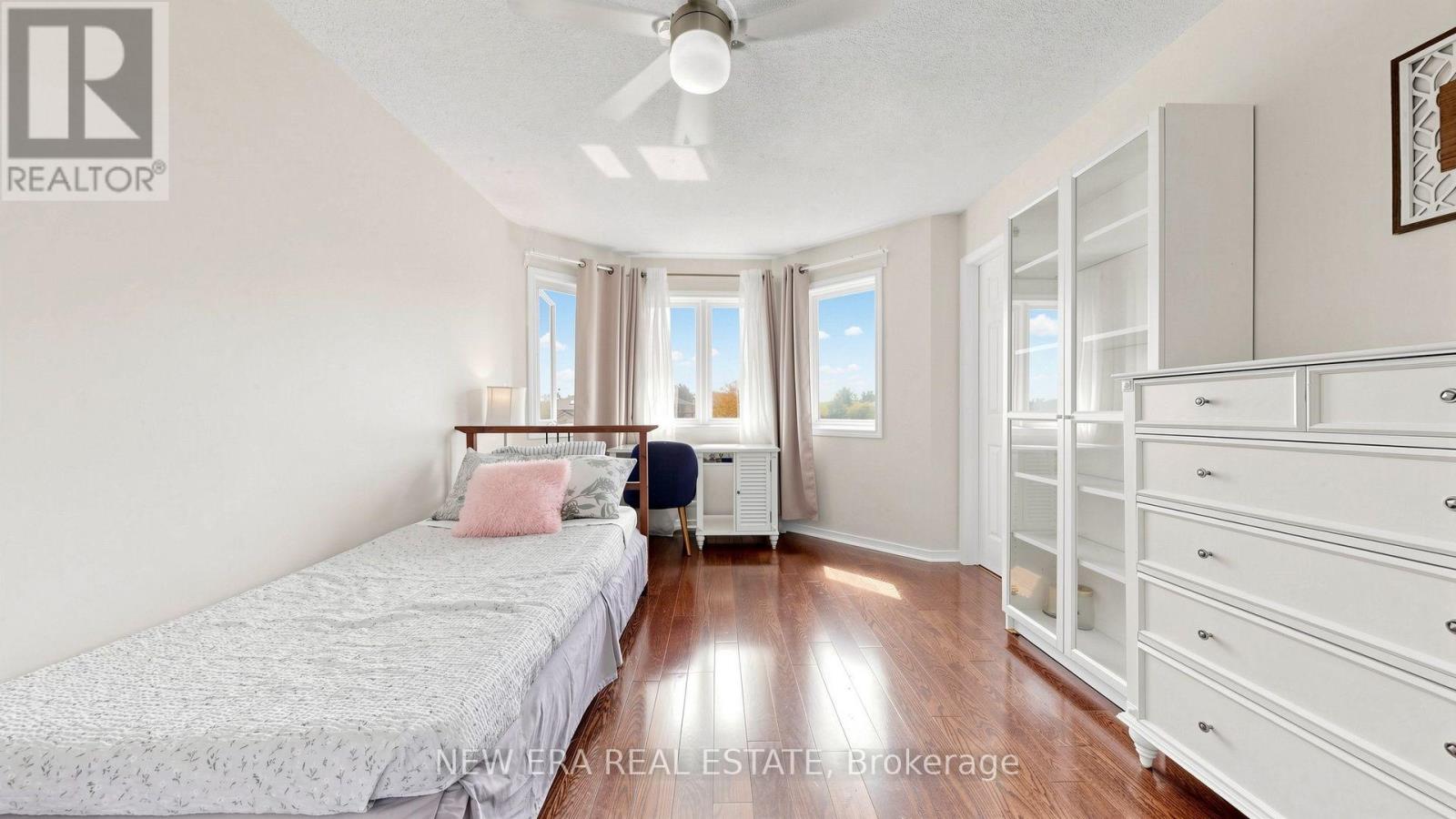 30 Harrogate Court, Barrie (Georgian Drive), Ontario  L4M 0B9 - Photo 26 - S13761638