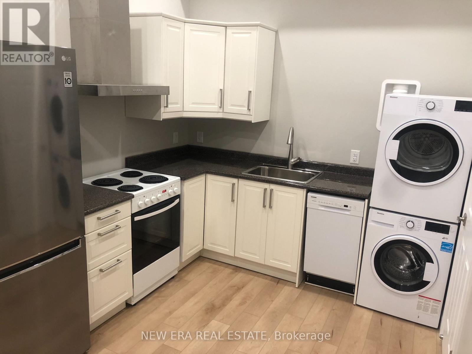 30 Harrogate Court, Barrie (Georgian Drive), Ontario  L4M 0B9 - Photo 36 - S13761638