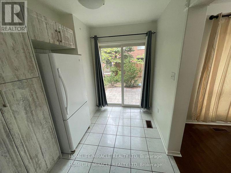 6 - 10 Cherrytree Drive, Brampton, Ontario  L6Y 5E9 - Photo 10 - W13761348