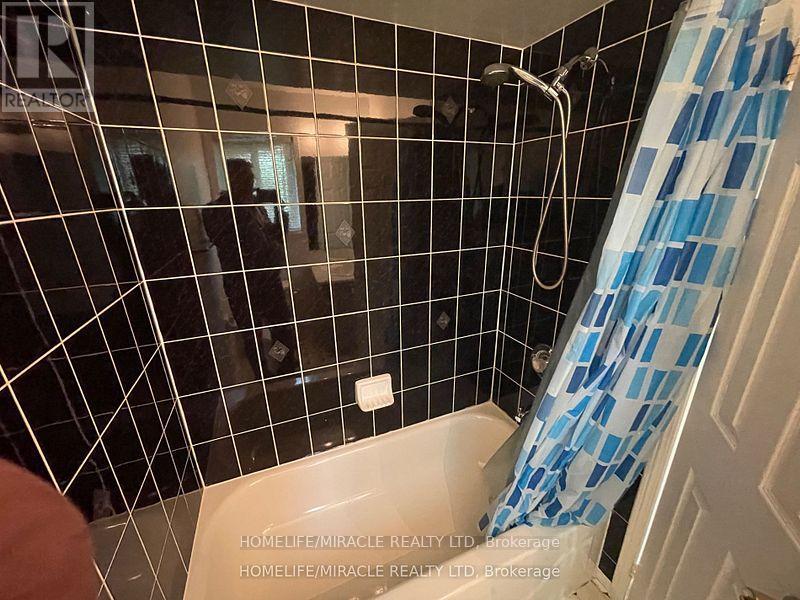 6 - 10 Cherrytree Drive, Brampton, Ontario  L6Y 5E9 - Photo 26 - W13761348