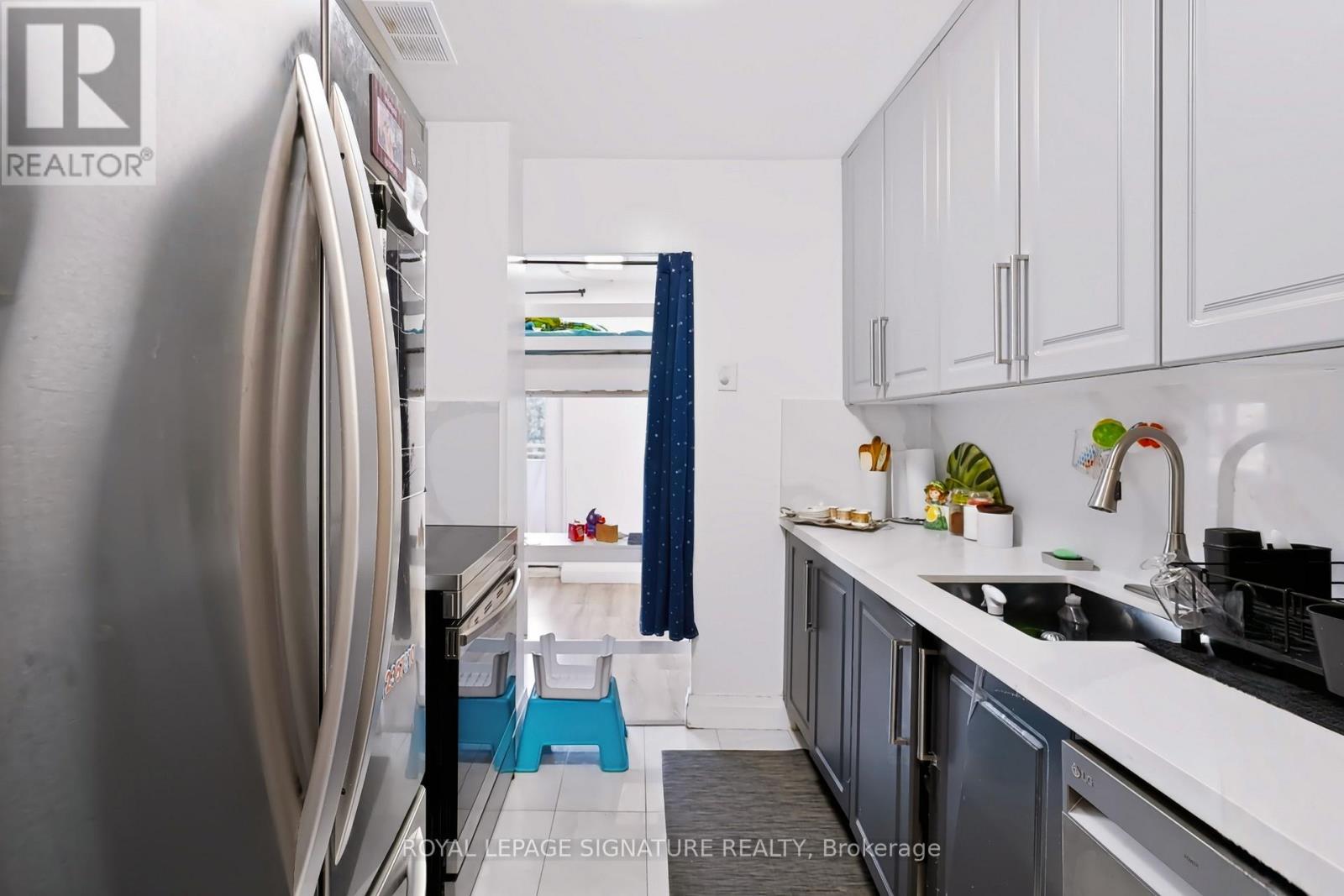 401 - 2485 Woking Crescent, Mississauga, Ontario  L5K 1Z6 - Photo 12 - W13761382