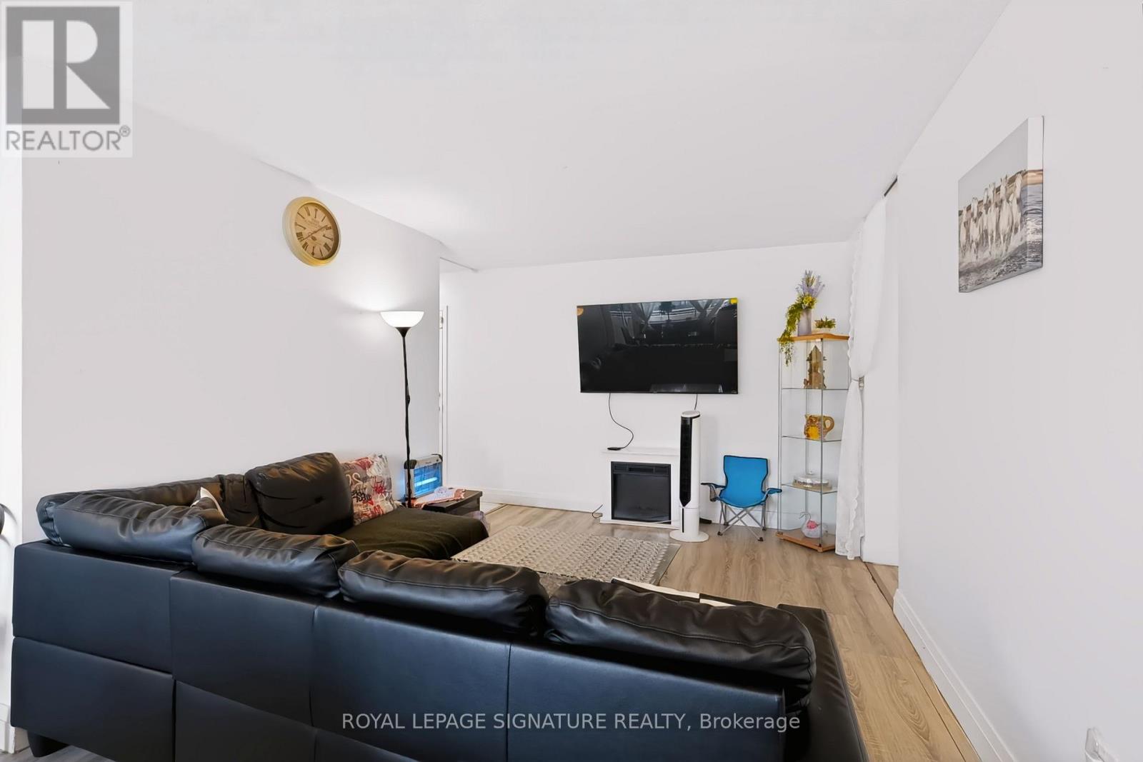 401 - 2485 Woking Crescent, Mississauga, Ontario  L5K 1Z6 - Photo 6 - W13761382