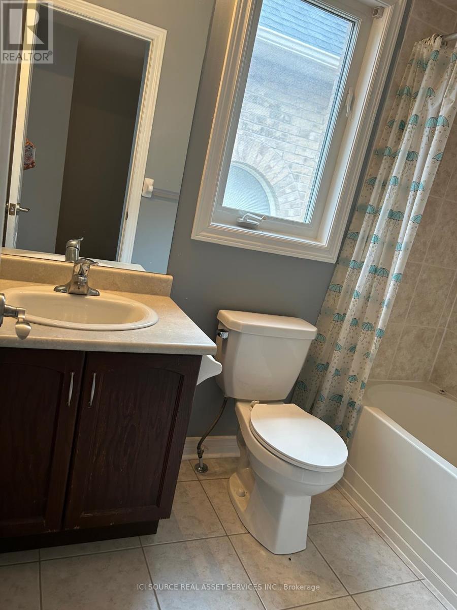Upper - 11 Pomell Trail, Brampton, Ontario  L6P 3J5 - Photo 29 - W13761398
