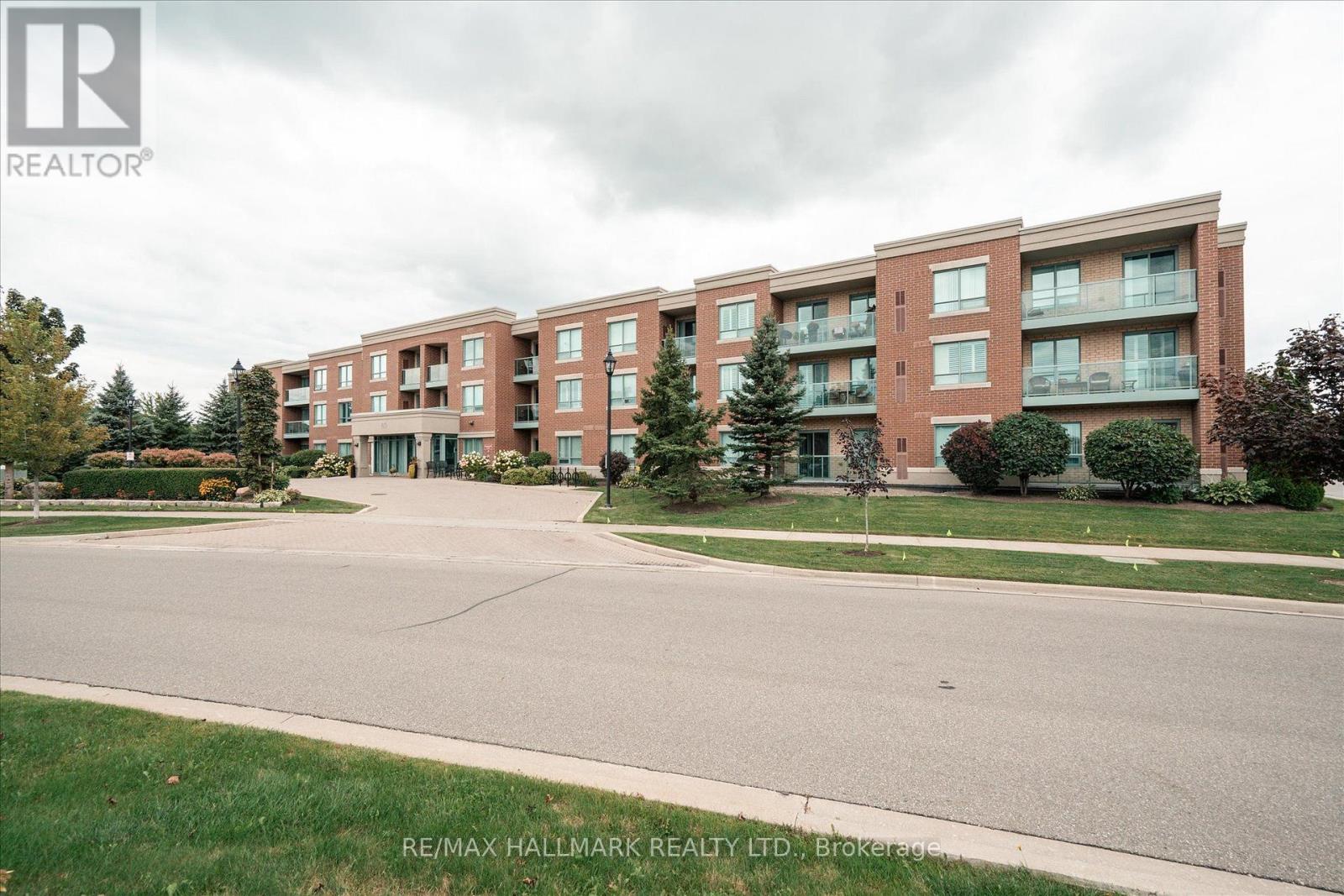 316 - 60 Via Rosedale, Brampton, Ontario L6P 3X6 - Photo 2 - W13761490