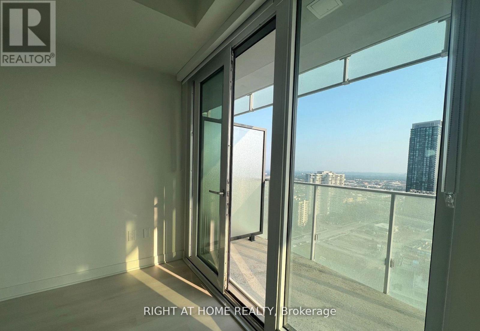2507 - 3900 Confederation Parkway, Mississauga, Ontario  L5B 0M3 - Photo 10 - W13761502