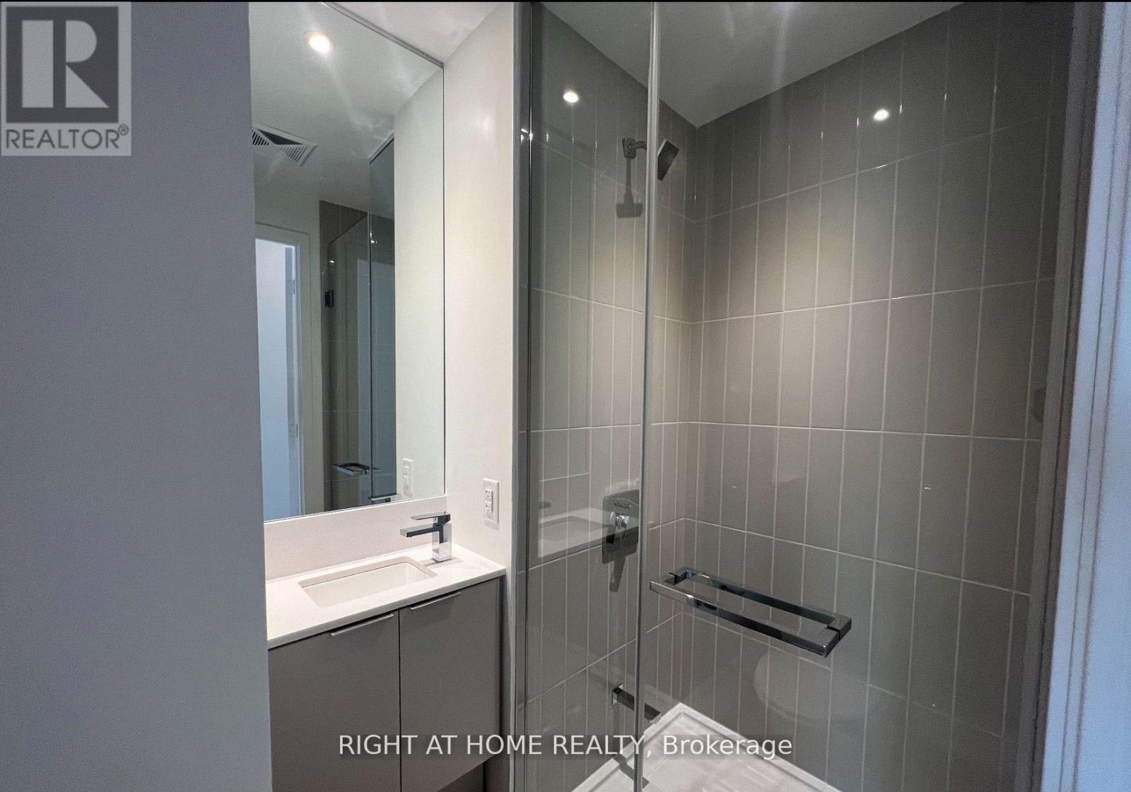 2507 - 3900 Confederation Parkway, Mississauga, Ontario  L5B 0M3 - Photo 15 - W13761502