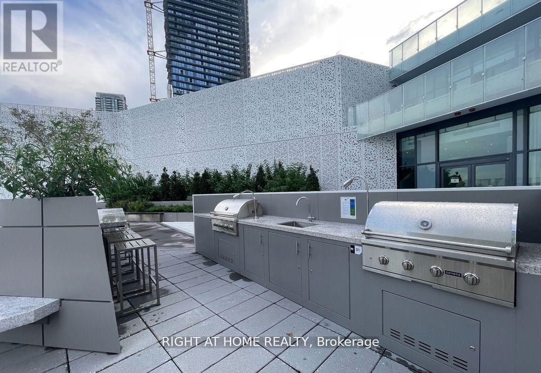 2507 - 3900 Confederation Parkway, Mississauga, Ontario  L5B 0M3 - Photo 26 - W13761502