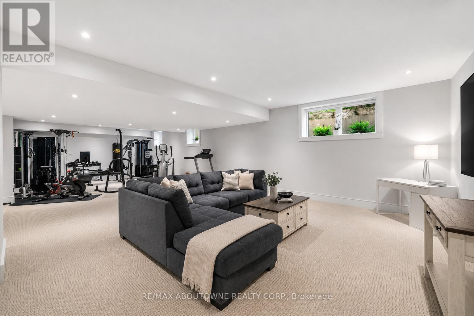 489 Lakeshore Road W, Oakville, Ontario  L6K 1G4 - Photo 29 - W13761512